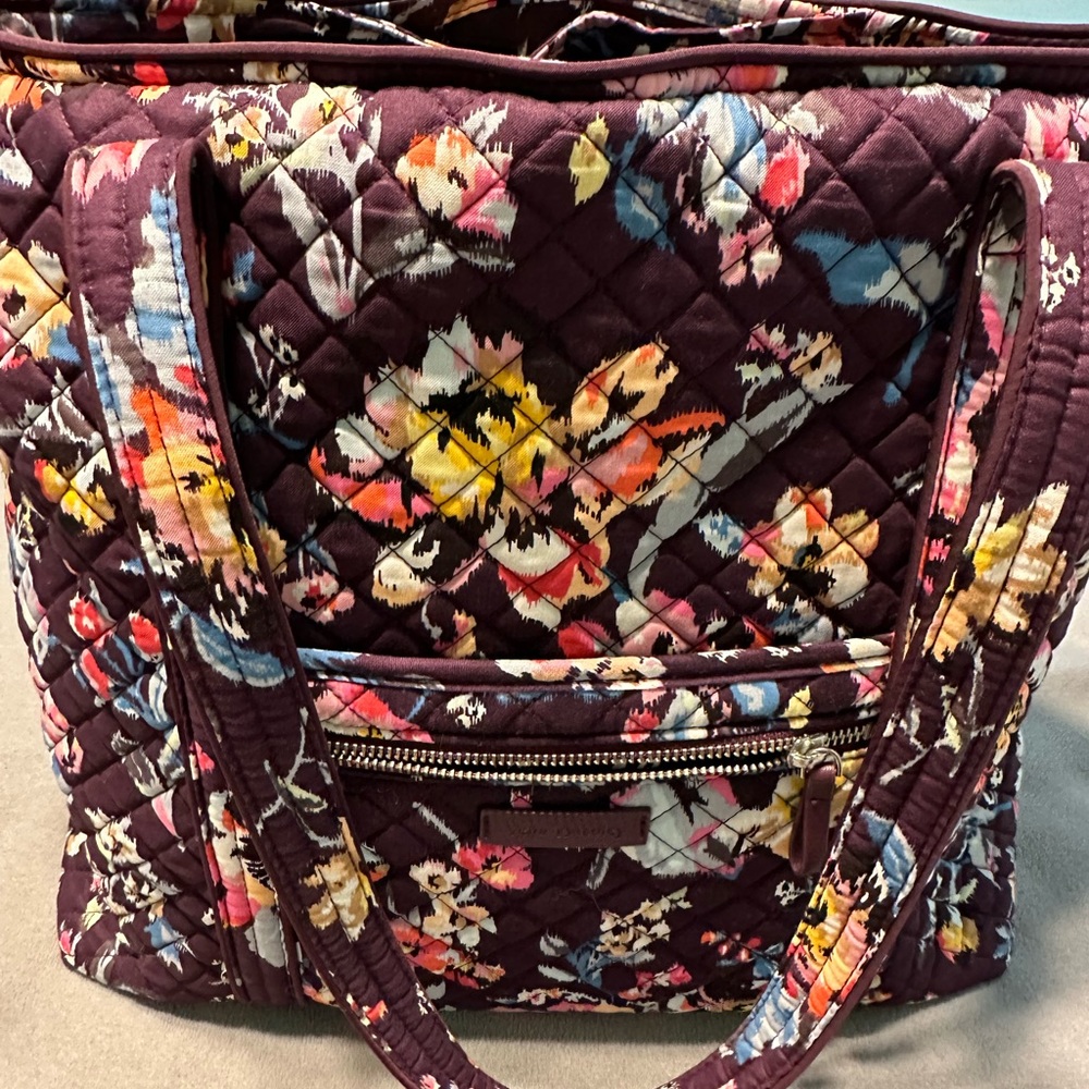 Vera Tote - Vera Bradley